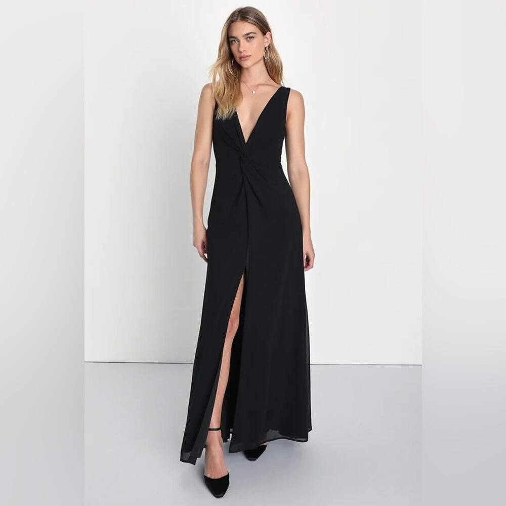 Lulus Endearing Elegance Black Sleeveless Twist-Front Maxi Dress